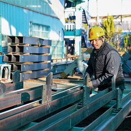 株式会社小山工作所